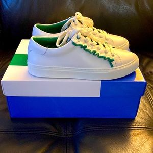 NWT Size 7-Tory Burch Ruffle Sneaker (white with green trim)